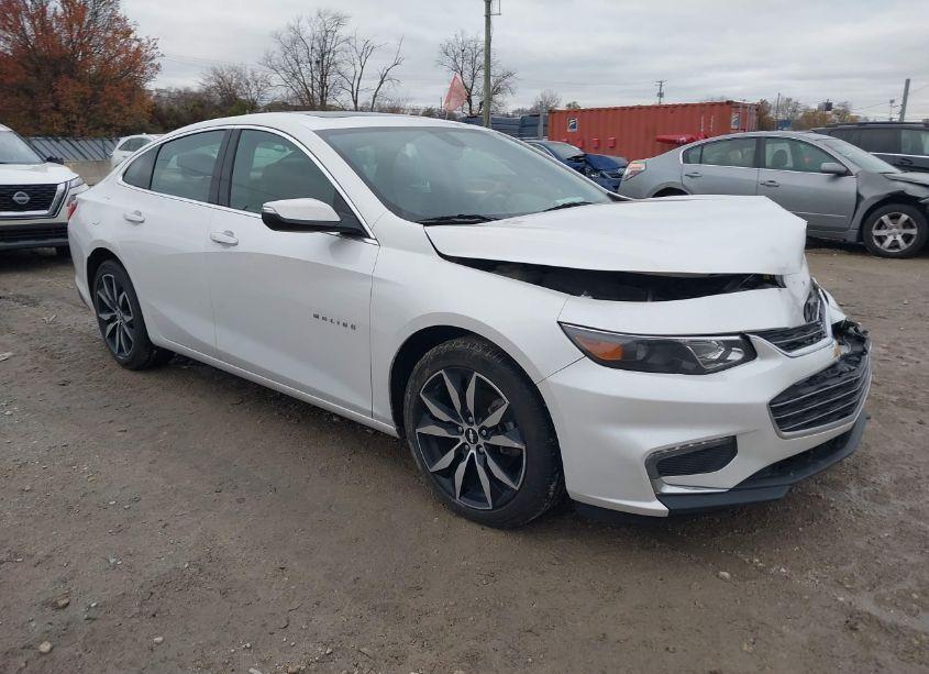 2018 Chevrolet Malibu LT (VIN 1G1ZD5ST6JF137001) main photo