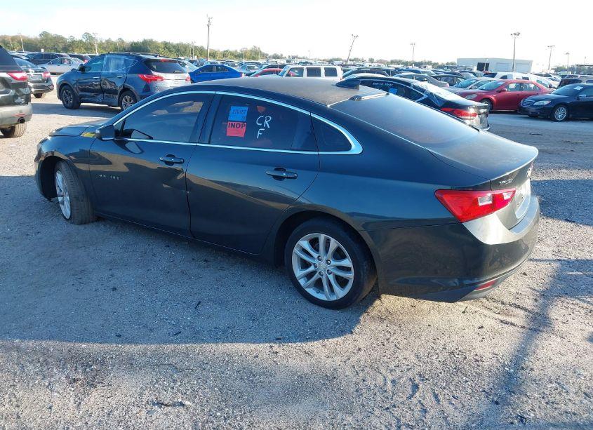 Photo 3 of 2018 Chevrolet Malibu LT (VIN 1G1ZD5ST6JF152419)