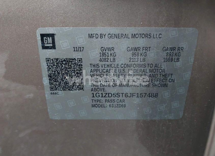 Photo 9 of 2018 Chevrolet Malibu LT (VIN 1G1ZD5ST6JF157488)