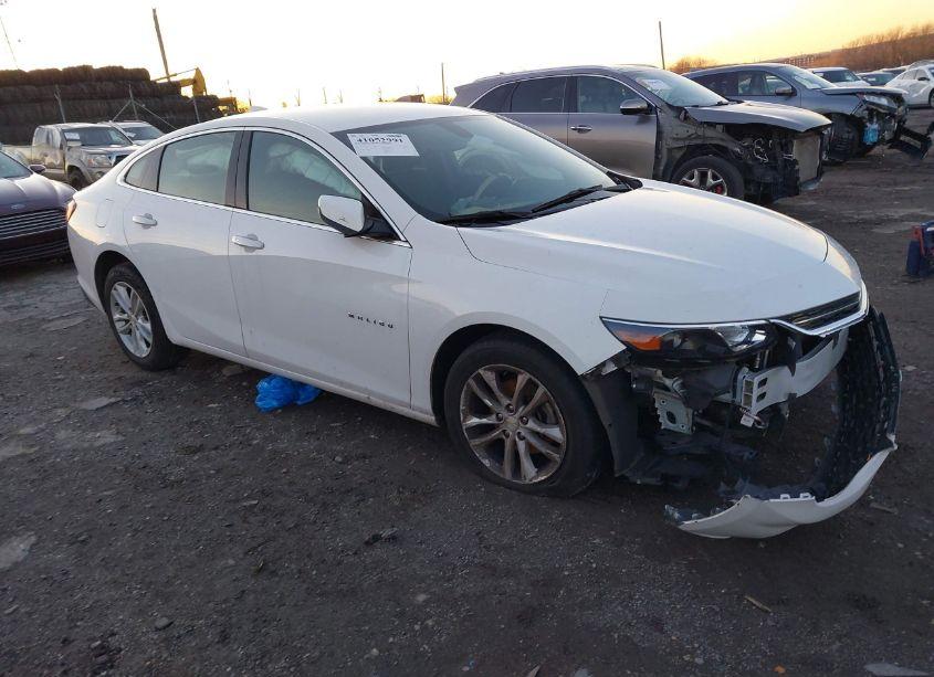 2018 Chevrolet Malibu LT (VIN 1G1ZD5ST6JF159435) main photo