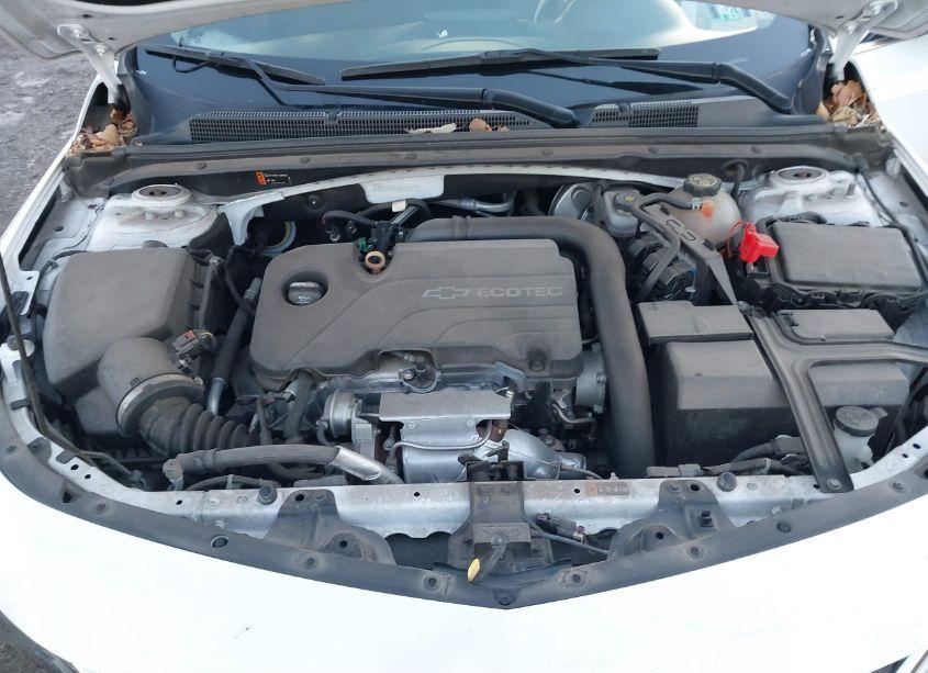 Photo 10 of 2018 Chevrolet Malibu LT (VIN 1G1ZD5ST6JF159435)