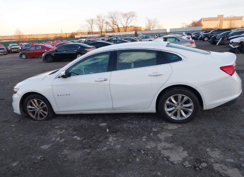 Photo 14 of 2018 Chevrolet Malibu LT (VIN 1G1ZD5ST6JF159435)