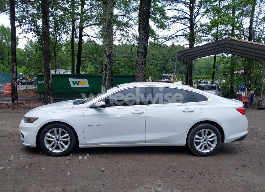 Photo 14 of 2018 Chevrolet Malibu LT (VIN 1G1ZD5ST6JF175618)