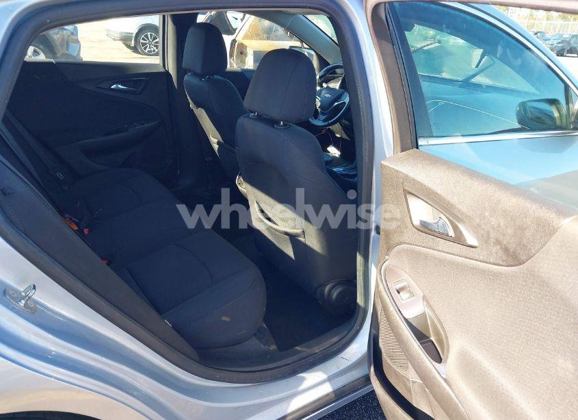 Photo 8 of 2018 Chevrolet Malibu LT (VIN 1G1ZD5ST6JF177532)