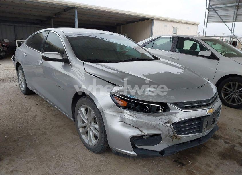 2018 Chevrolet Malibu LT (VIN 1G1ZD5ST6JF179474) main photo