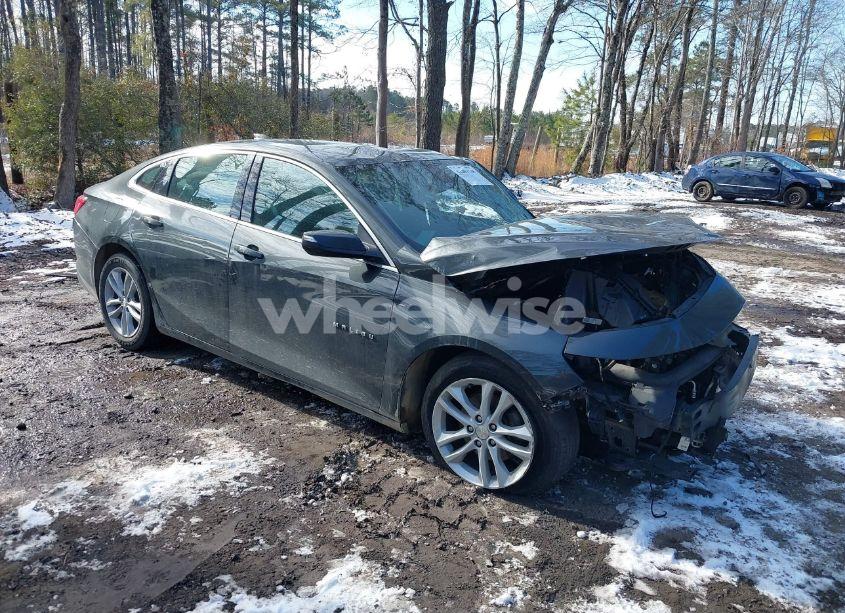 2018 Chevrolet Malibu LT (VIN 1G1ZD5ST6JF206222) main photo