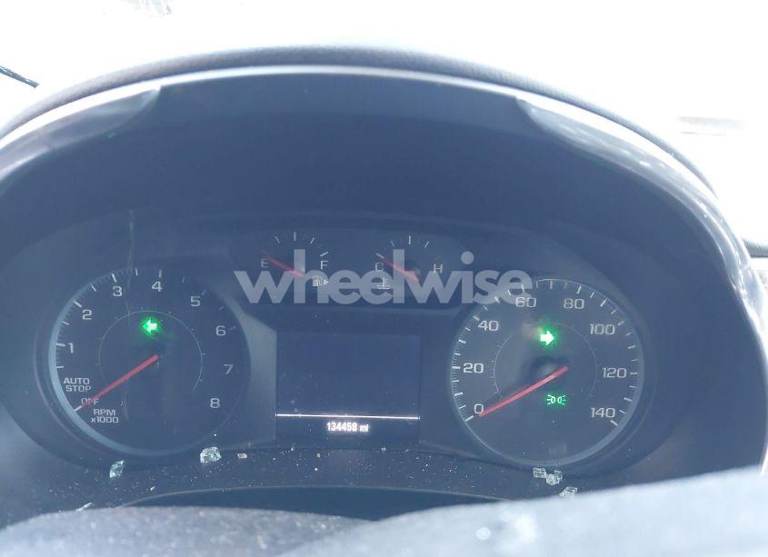 Photo 7 of 2018 Chevrolet Malibu LT (VIN 1G1ZD5ST6JF206222)