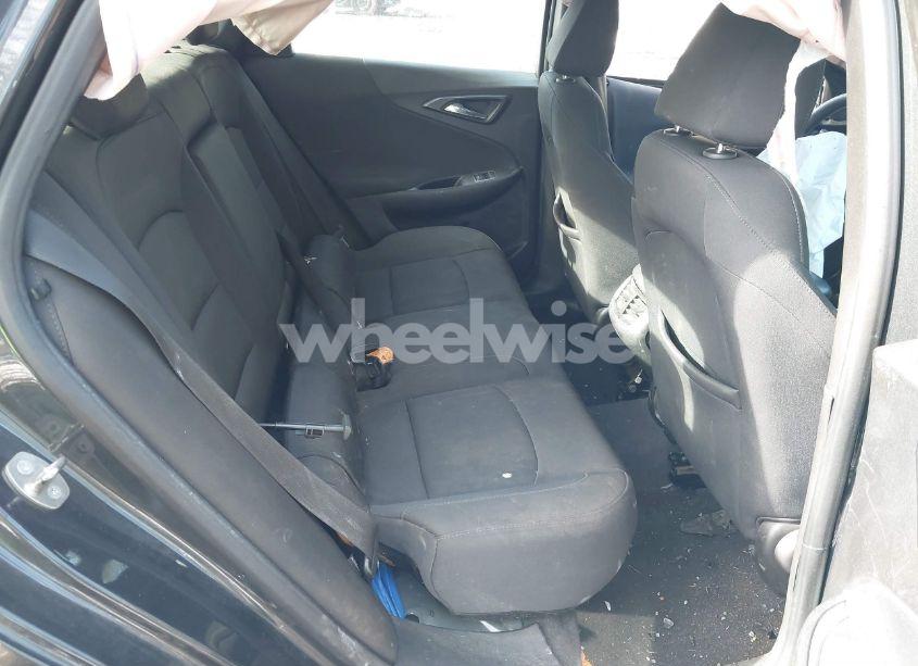 Photo 8 of 2018 Chevrolet Malibu LT (VIN 1G1ZD5ST6JF206222)