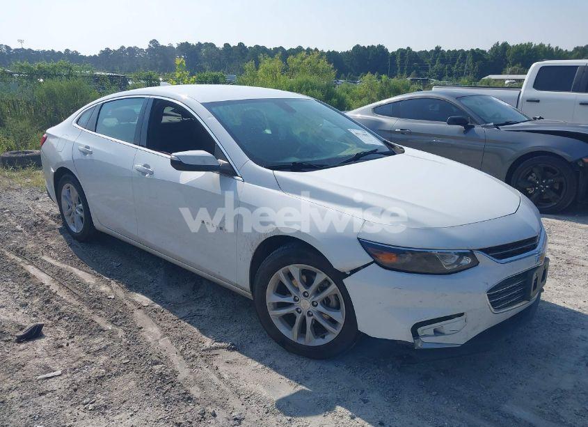2018 Chevrolet Malibu LT (VIN 1G1ZD5ST6JF213073) main photo