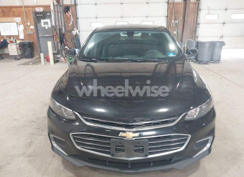 Photo 12 of 2018 Chevrolet Malibu LT (VIN 1G1ZD5ST6JF215485)
