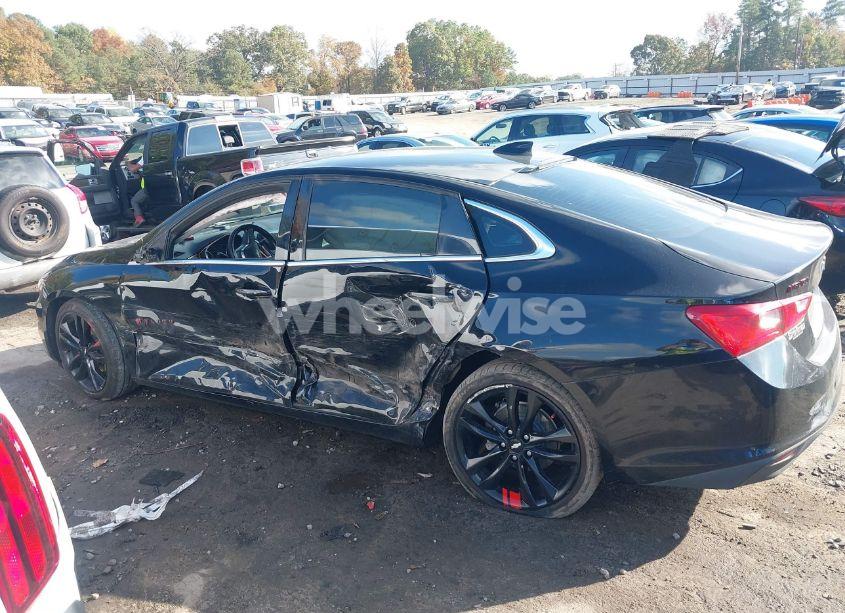 Photo 14 of 2018 Chevrolet Malibu LT (VIN 1G1ZD5ST6JF218774)