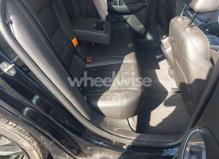 Photo 8 of 2018 Chevrolet Malibu LT (VIN 1G1ZD5ST6JF218774)