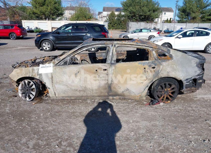 Photo 12 of 2018 Chevrolet Malibu LT (VIN 1G1ZD5ST6JF236482)