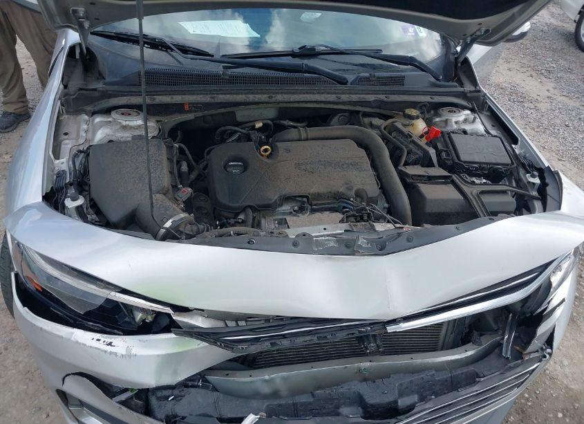 Photo 10 of 2018 Chevrolet Malibu LT (VIN 1G1ZD5ST6JF237373)