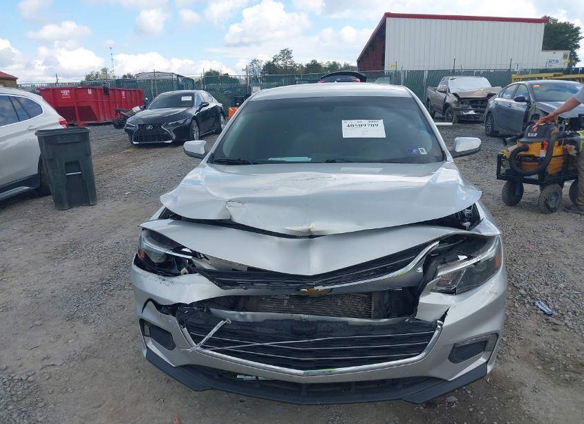 Photo 12 of 2018 Chevrolet Malibu LT (VIN 1G1ZD5ST6JF237373)