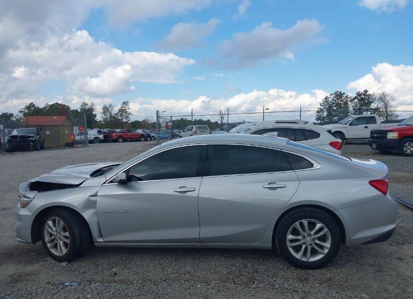 Photo 14 of 2018 Chevrolet Malibu LT (VIN 1G1ZD5ST6JF237373)