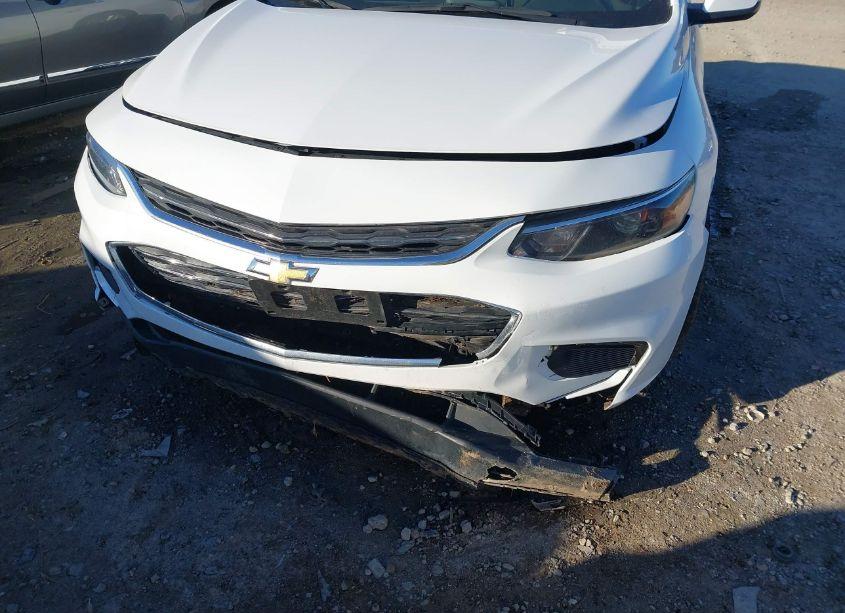 Photo 6 of 2018 Chevrolet Malibu LT (VIN 1G1ZD5ST6JF237714)