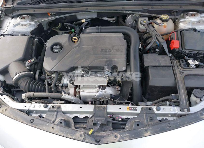 Photo 10 of 2018 Chevrolet Malibu LT (VIN 1G1ZD5ST6JF238068)