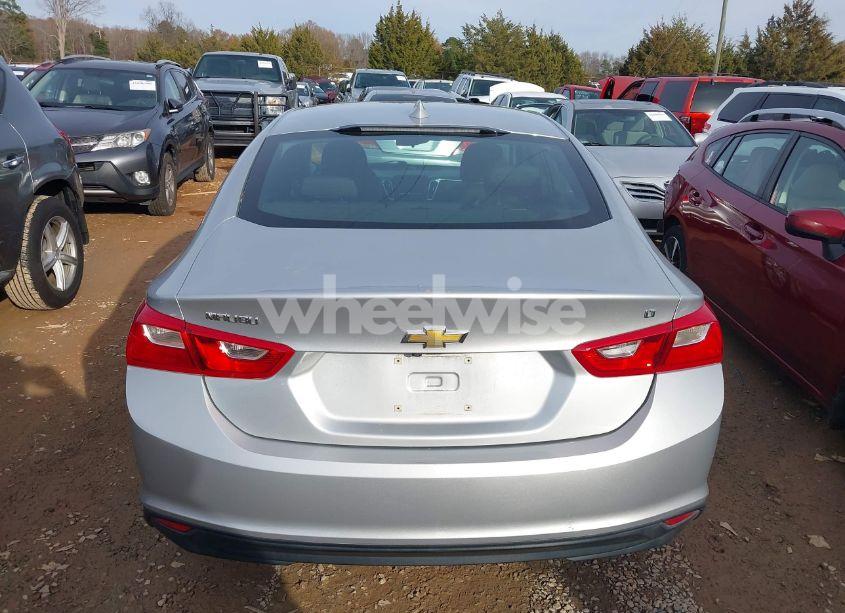 Photo 17 of 2018 Chevrolet Malibu LT (VIN 1G1ZD5ST6JF238085)