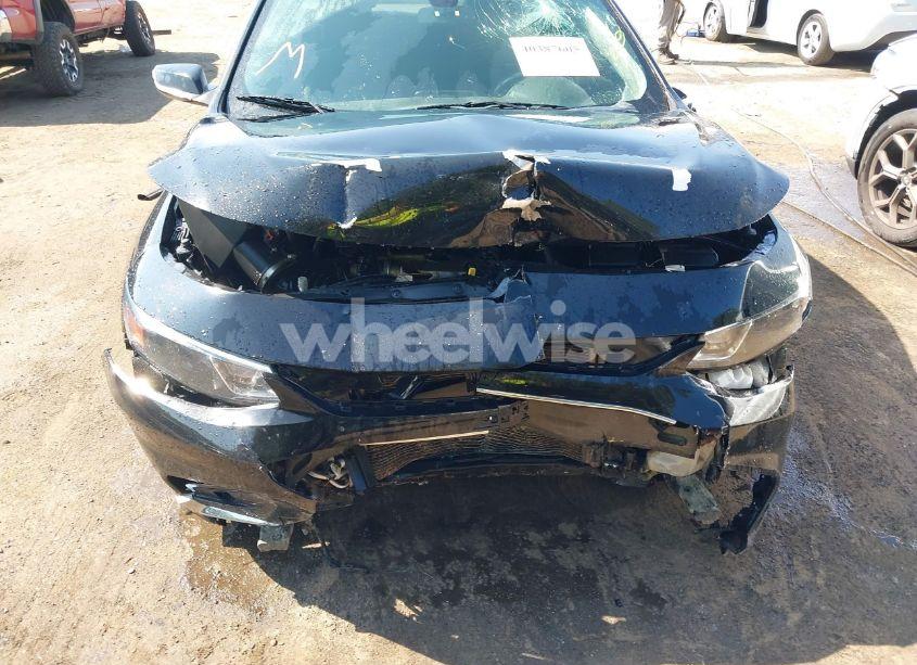 Photo 6 of 2018 Chevrolet Malibu LT (VIN 1G1ZD5ST6JF239544)