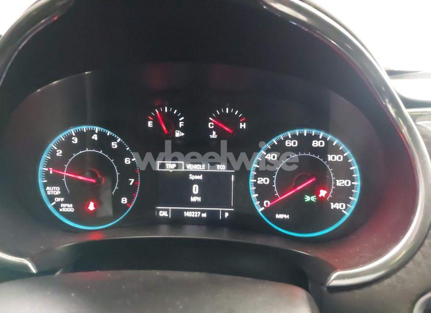 Photo 7 of 2018 Chevrolet Malibu LT (VIN 1G1ZD5ST6JF241438)