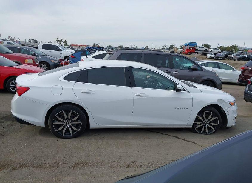 Photo 13 of 2018 Chevrolet Malibu LT (VIN 1G1ZD5ST6JF287125)