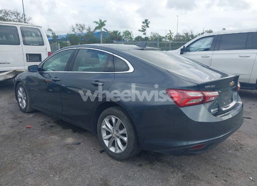 Photo 3 of 2019 Chevrolet Malibu LT (VIN 1G1ZD5ST6KF113086)