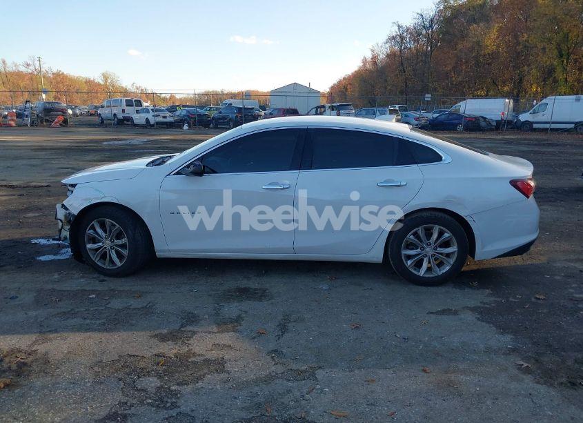 Photo 15 of 2019 Chevrolet Malibu LT (VIN 1G1ZD5ST6KF120314)