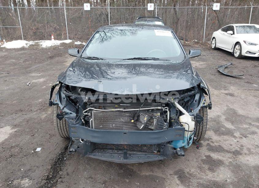 Photo 12 of 2019 Chevrolet Malibu LT (VIN 1G1ZD5ST6KF120376)