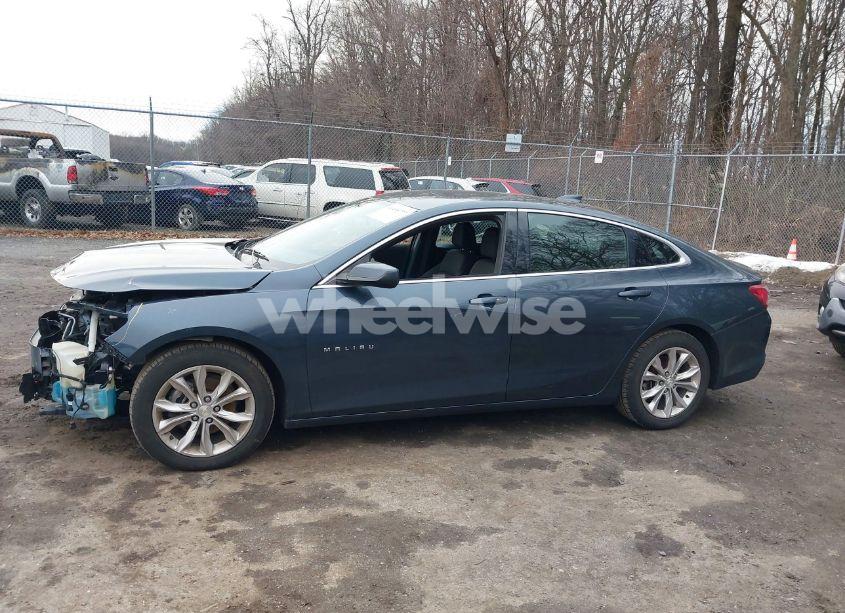 Photo 14 of 2019 Chevrolet Malibu LT (VIN 1G1ZD5ST6KF120376)