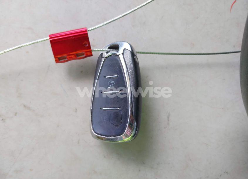 Photo 11 of 2019 Chevrolet Malibu LT (VIN 1G1ZD5ST6KF136593)