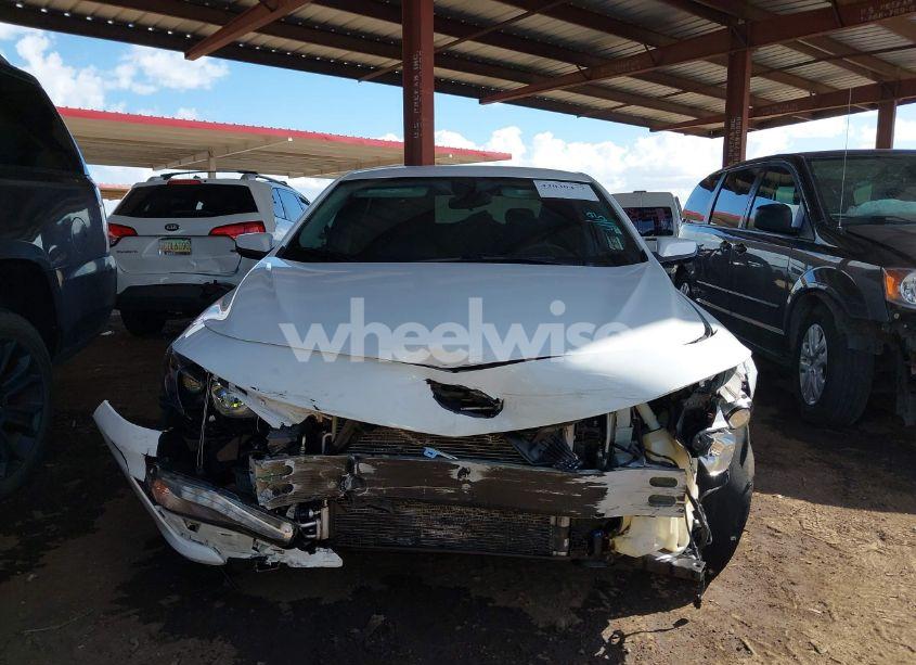 Photo 13 of 2019 Chevrolet Malibu LT (VIN 1G1ZD5ST6KF136593)