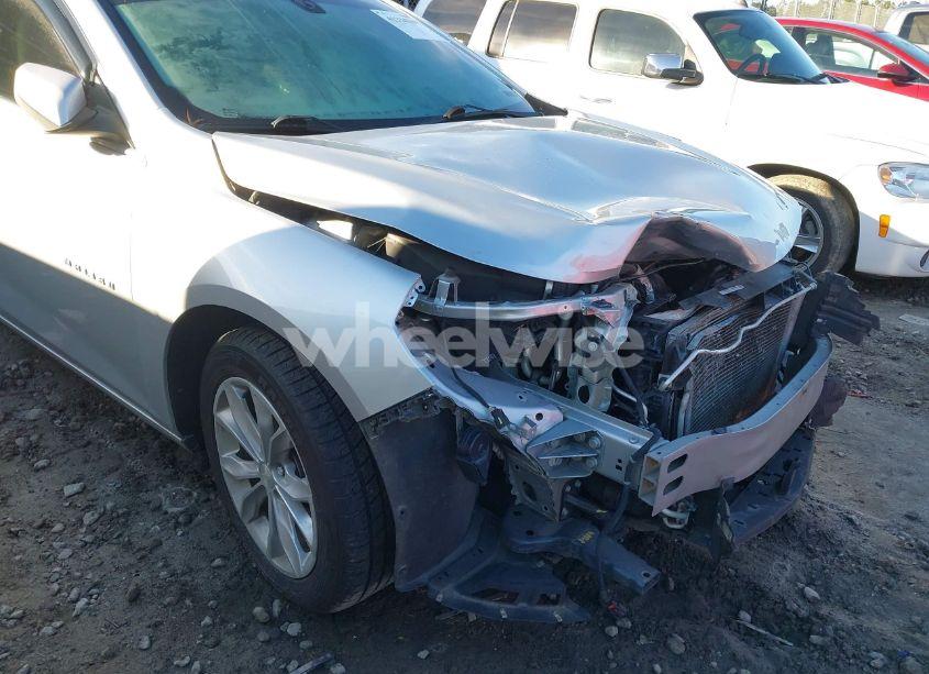 Photo 18 of 2019 Chevrolet Malibu LT (VIN 1G1ZD5ST6KF138814)