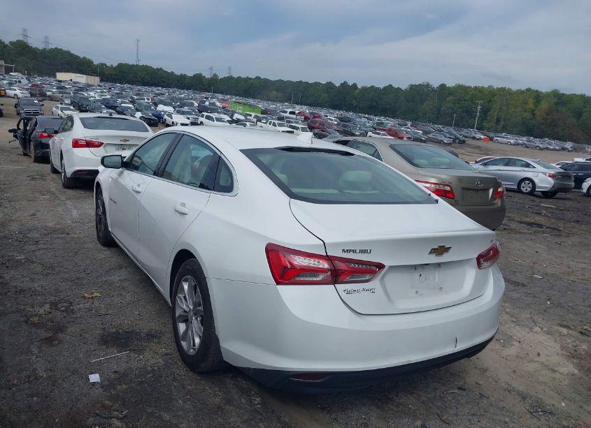 Photo 3 of 2019 Chevrolet Malibu LT (VIN 1G1ZD5ST6KF154866)