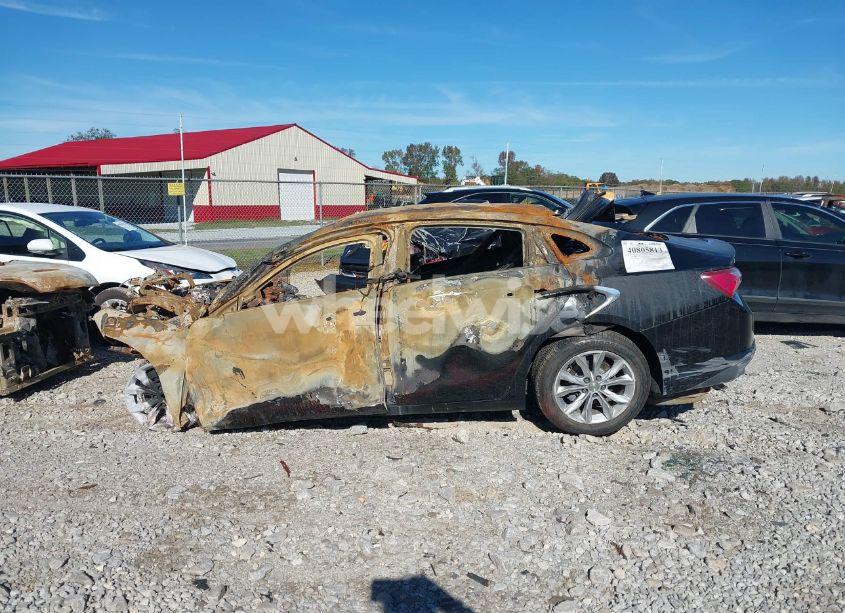 Photo 14 of 2019 Chevrolet Malibu LT (VIN 1G1ZD5ST6KF165494)