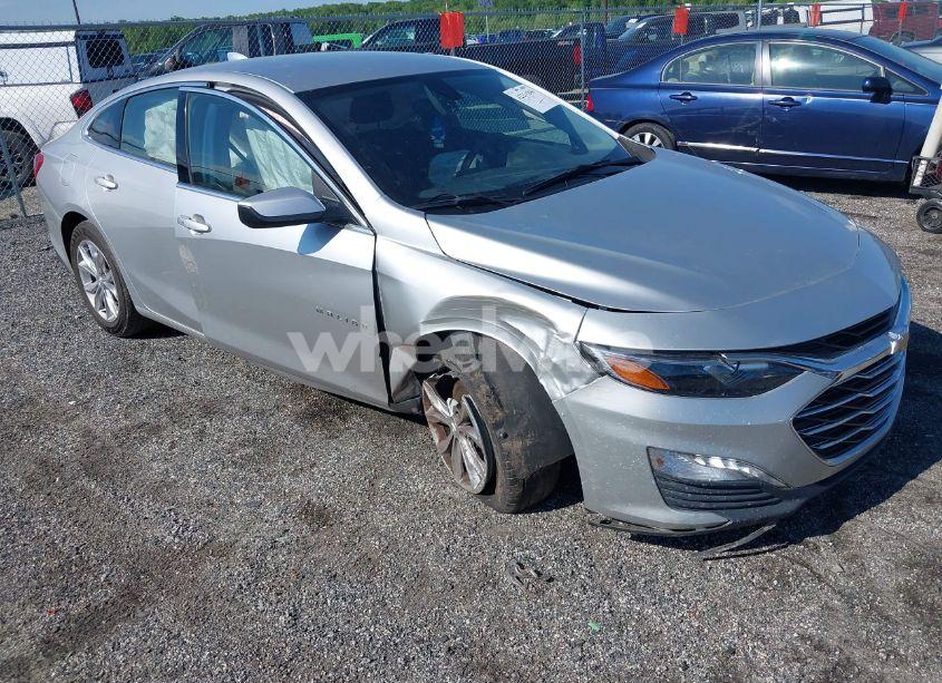 2020 Chevrolet Malibu FWD LT (VIN 1G1ZD5ST6LF002975) main photo