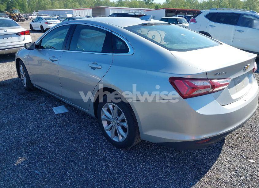 Photo 3 of 2020 Chevrolet Malibu FWD LT (VIN 1G1ZD5ST6LF002975)