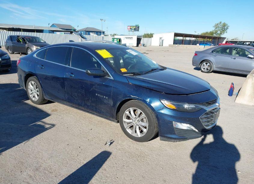 2020 Chevrolet Malibu FWD LT (VIN 1G1ZD5ST6LF003799) main photo