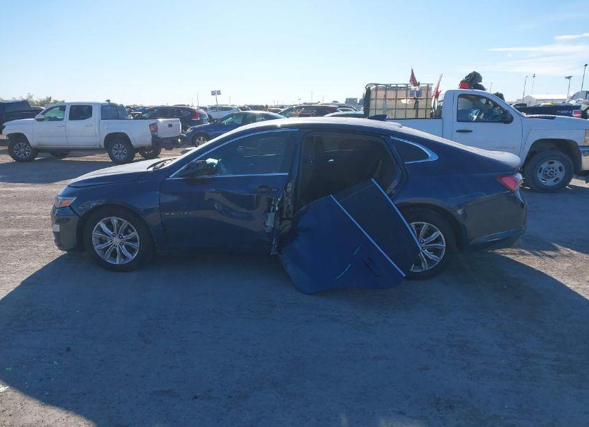 Photo 14 of 2020 Chevrolet Malibu FWD LT (VIN 1G1ZD5ST6LF003799)