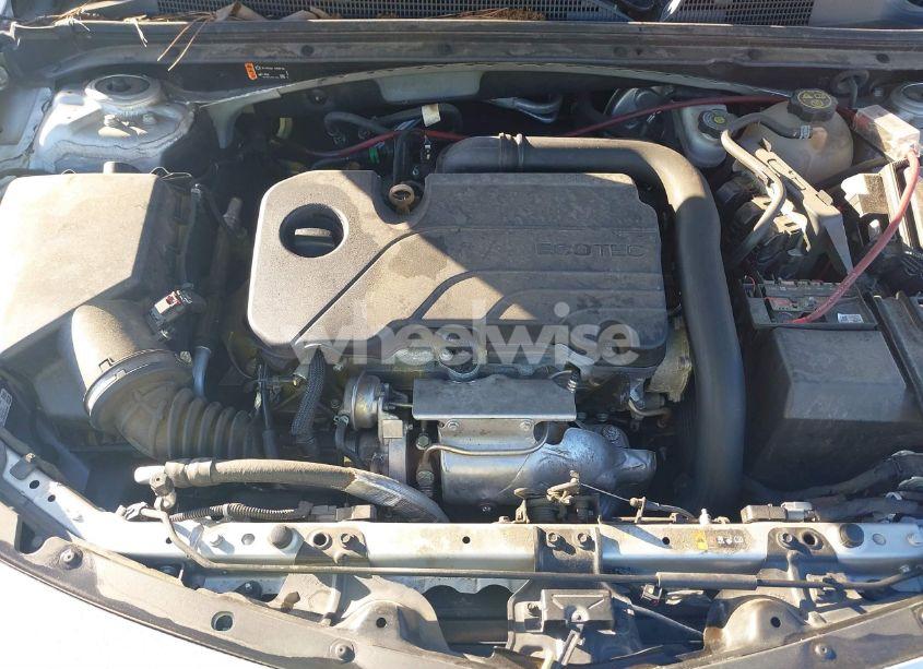 Photo 10 of 2020 Chevrolet Malibu FWD LT (VIN 1G1ZD5ST6LF007321)