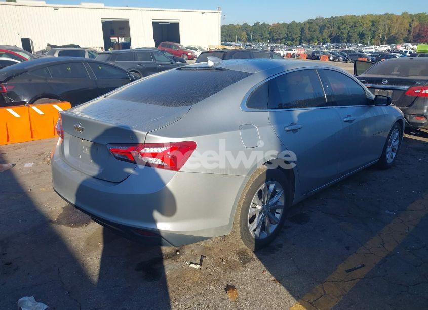 Photo 4 of 2020 Chevrolet Malibu FWD LT (VIN 1G1ZD5ST6LF007321)