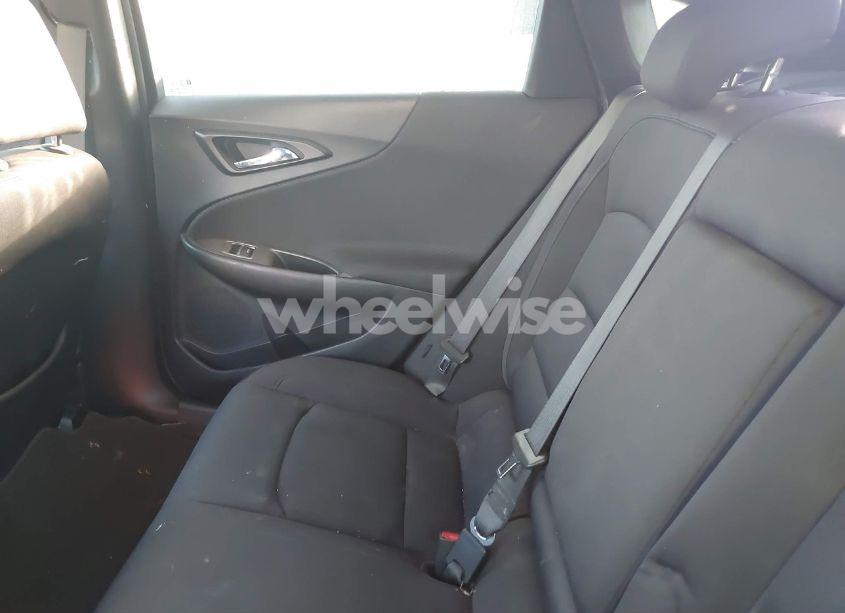 Photo 8 of 2020 Chevrolet Malibu FWD LT (VIN 1G1ZD5ST6LF007321)