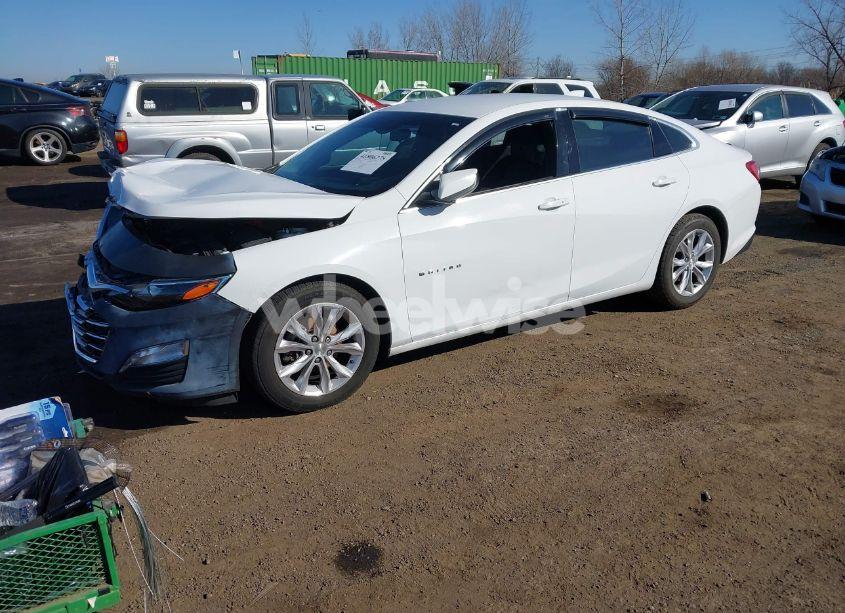 Photo 2 of 2020 Chevrolet Malibu FWD LT (VIN 1G1ZD5ST6LF026466)