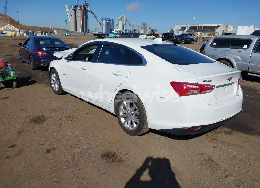 Photo 3 of 2020 Chevrolet Malibu FWD LT (VIN 1G1ZD5ST6LF026466)