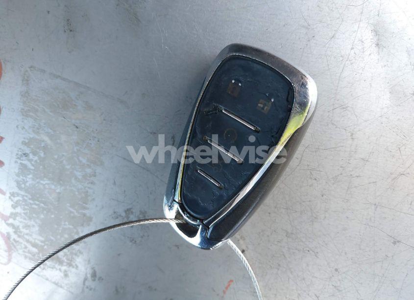 Photo 11 of 2020 Chevrolet Malibu FWD LT (VIN 1G1ZD5ST6LF027553)