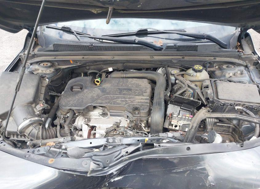 Photo 10 of 2020 Chevrolet Malibu FWD LT (VIN 1G1ZD5ST6LF051948)