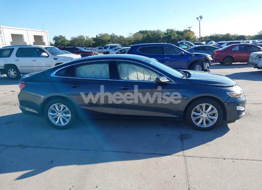 Photo 13 of 2020 Chevrolet Malibu FWD LT (VIN 1G1ZD5ST6LF057104)