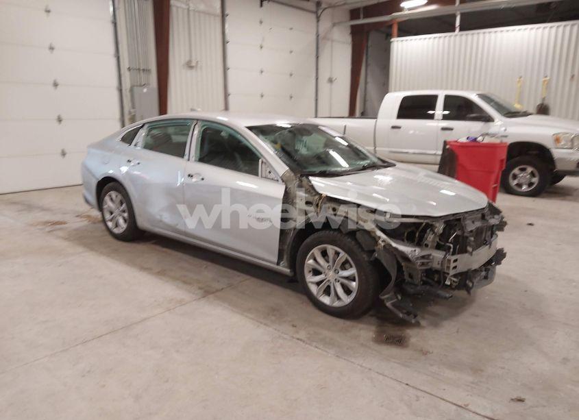 2020 Chevrolet Malibu FWD LT (VIN 1G1ZD5ST6LF068359) main photo