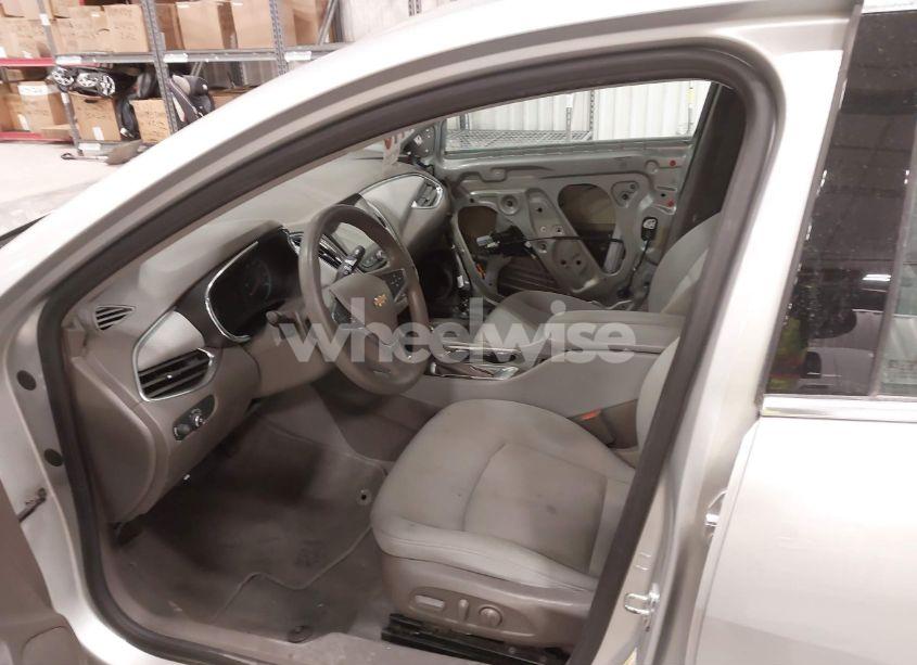 Photo 5 of 2020 Chevrolet Malibu FWD LT (VIN 1G1ZD5ST6LF068359)