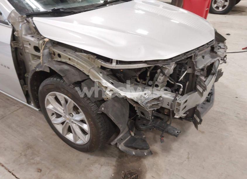 Photo 6 of 2020 Chevrolet Malibu FWD LT (VIN 1G1ZD5ST6LF068359)